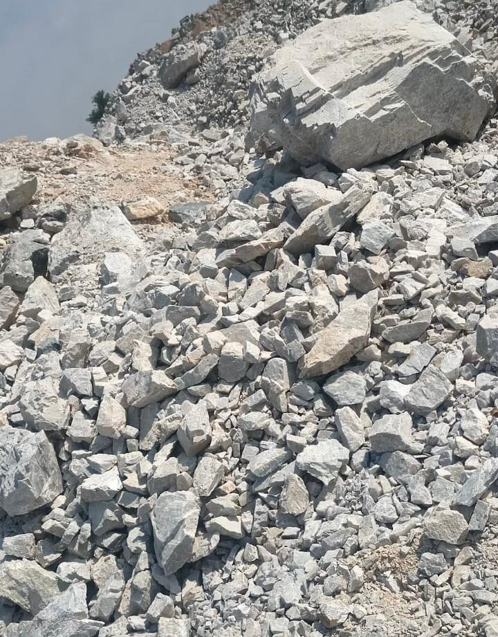 Sodium Feldspar (Na-Feldspar) BHUTAN